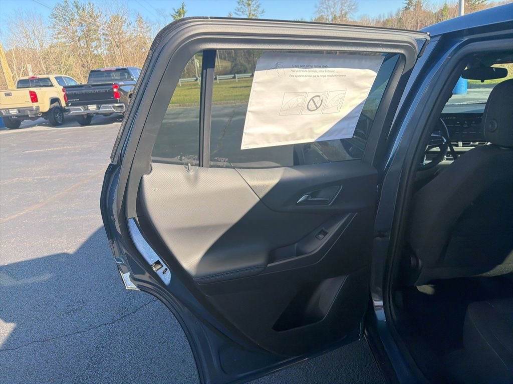 New 2026 Chevrolet Equinox LT image 34