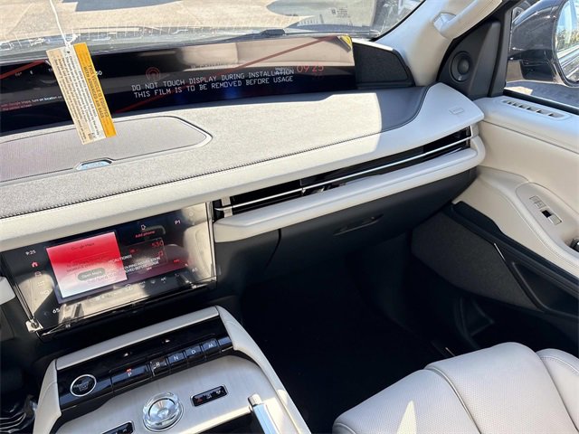 New 2025 Lincoln Navigator Reserve image 15