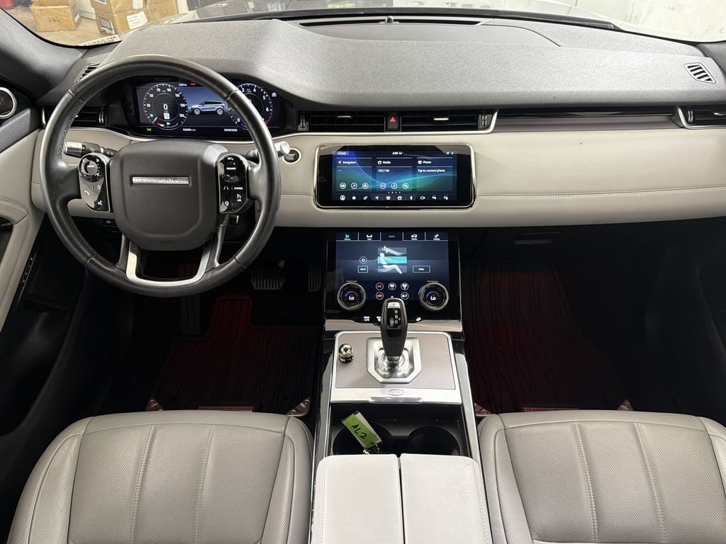 Used 2020 Land Rover Range Rover Evoque SE AWD/4WD image 18