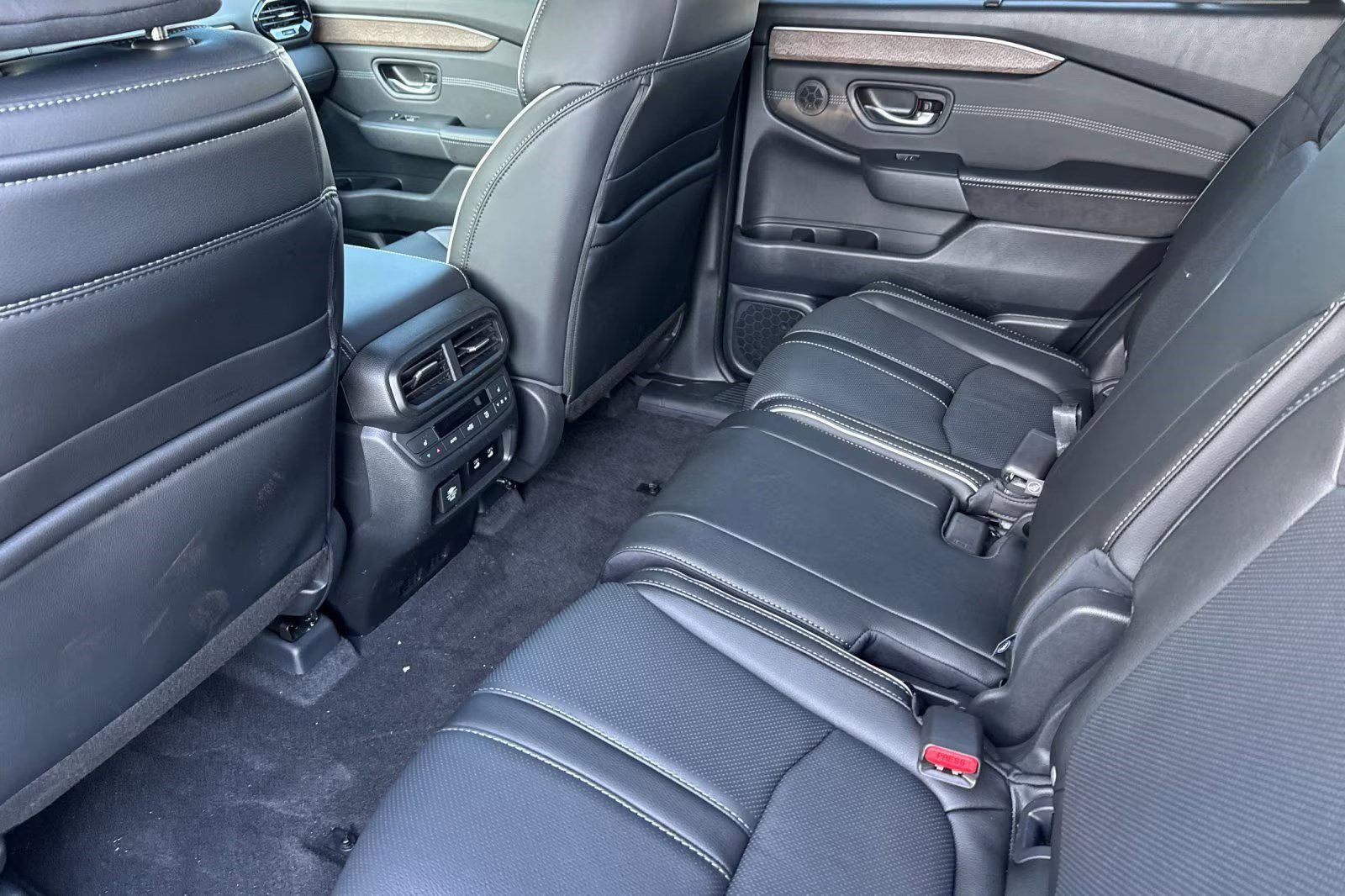 New 2026 Honda Pilot Elite image 27