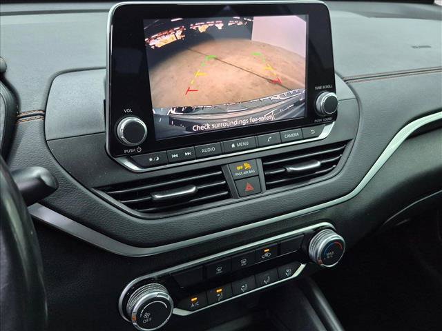 Used 2022 Nissan Altima 2.5 SR FWD image 13