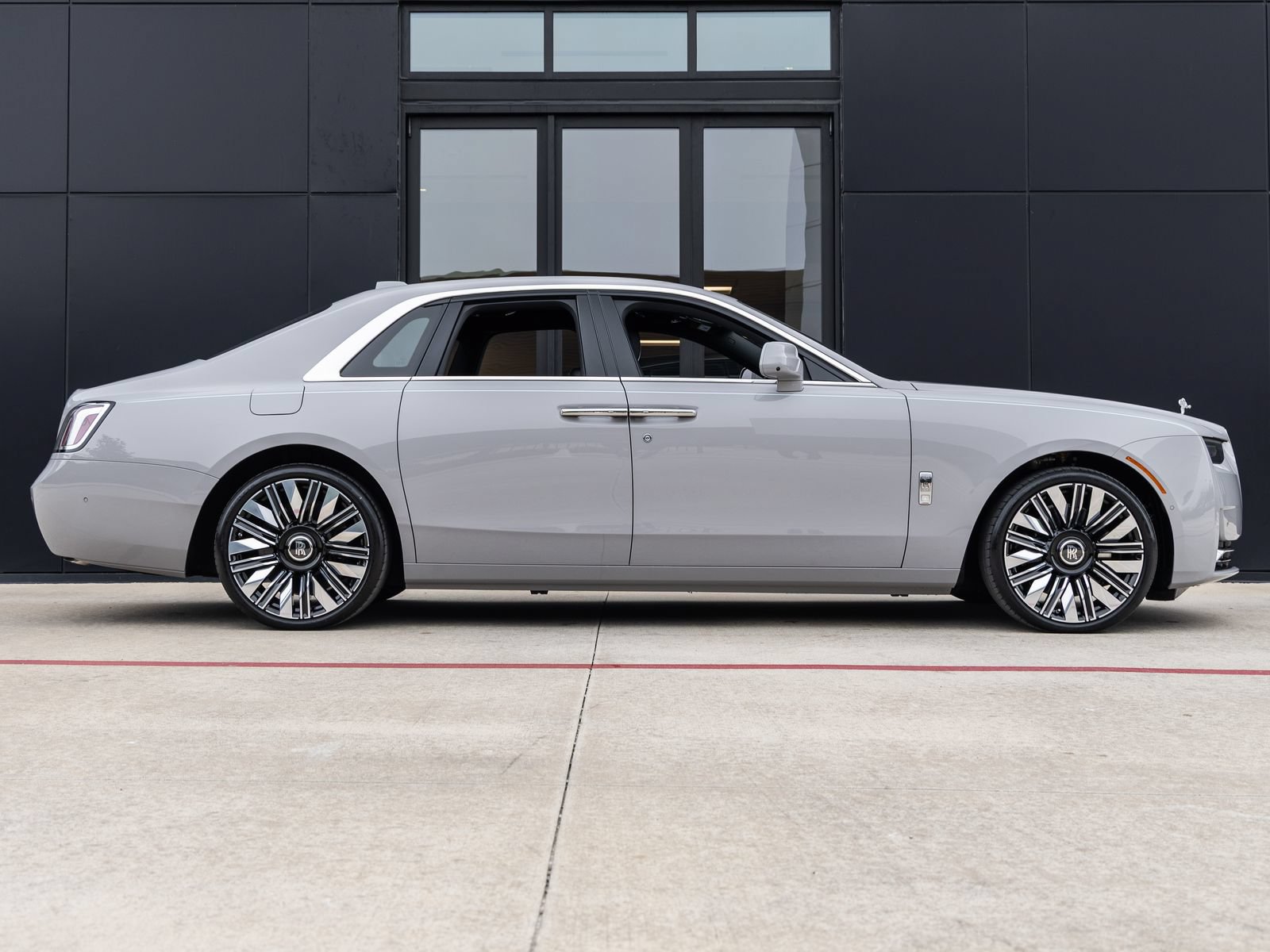 Used 2026 Rolls-Royce Ghost AWD/4WD image 12
