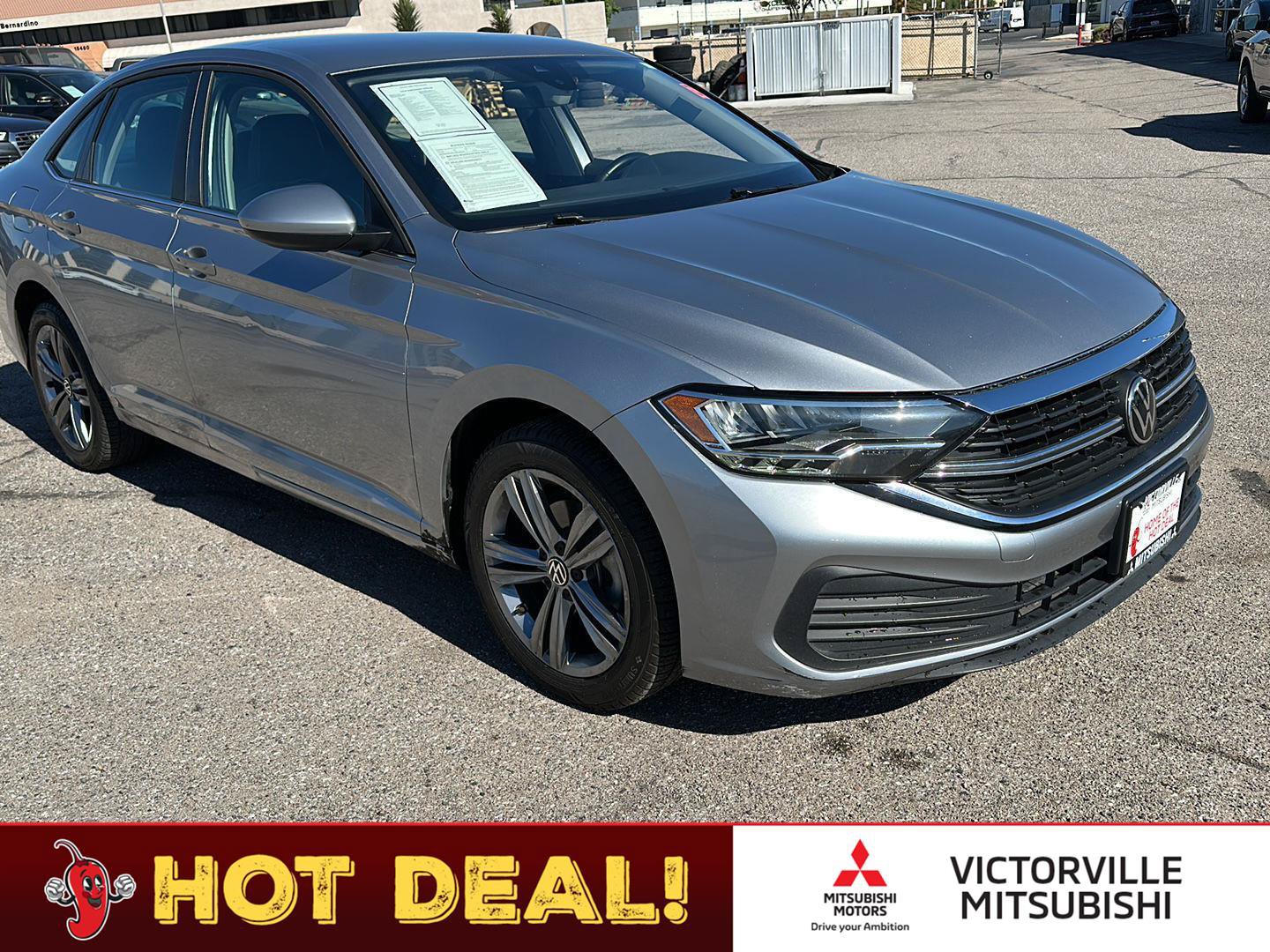 Used 2024 Volkswagen Jetta SE FWD image 1
