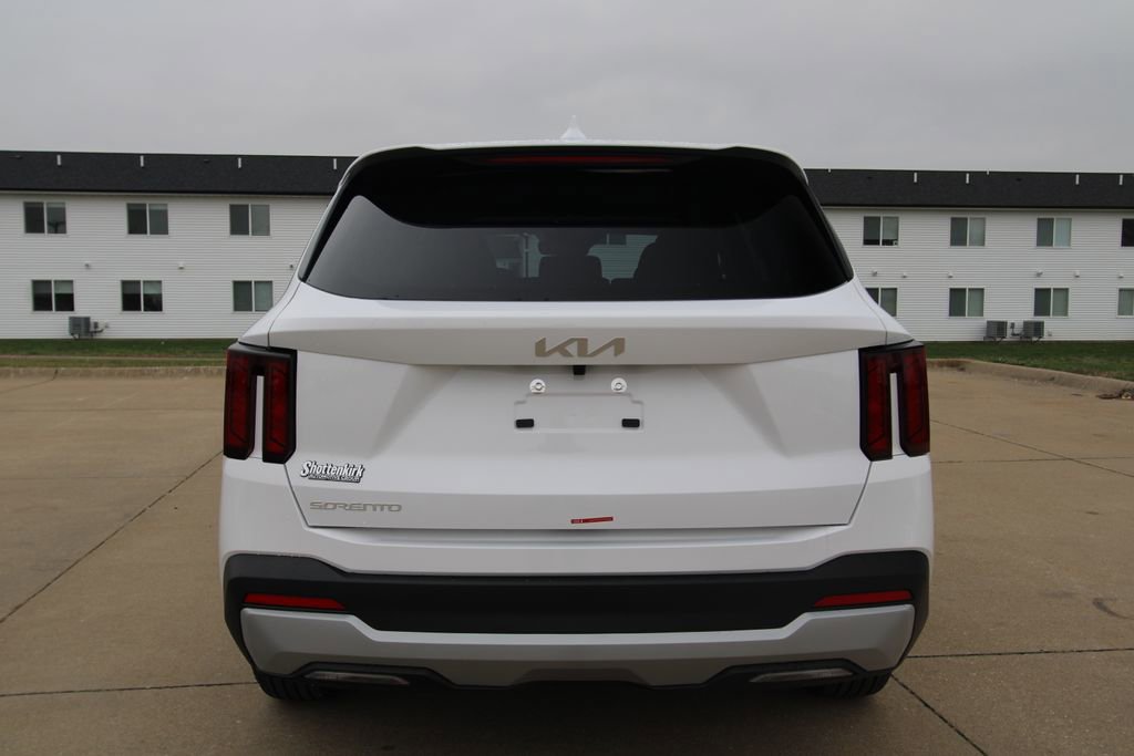 New 2026 Kia Sorento LX image 14