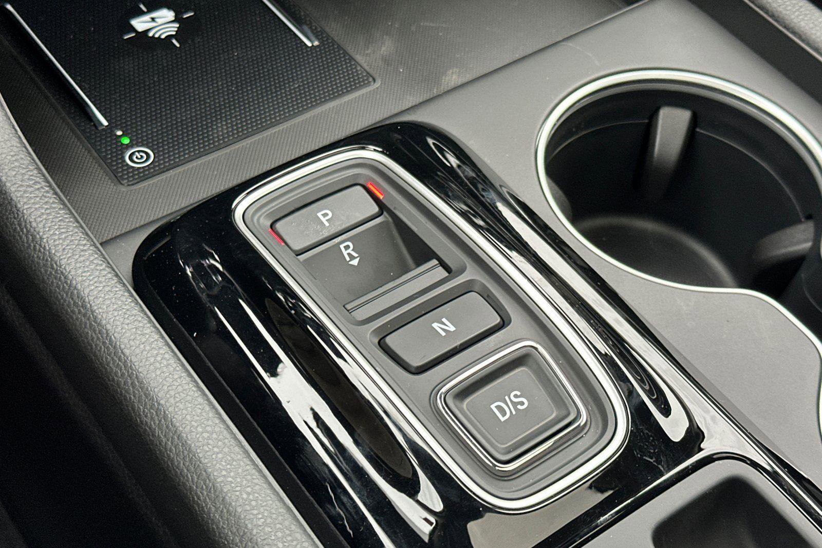 New 2025 Honda Pilot Touring image 26