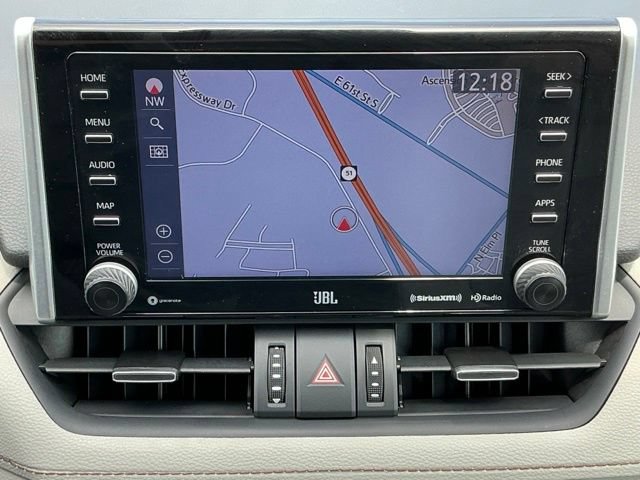 Used 2020 Toyota RAV4 Limited FWD image 28