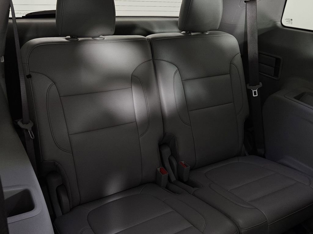 Used 2020 GMC Acadia SLT image 31