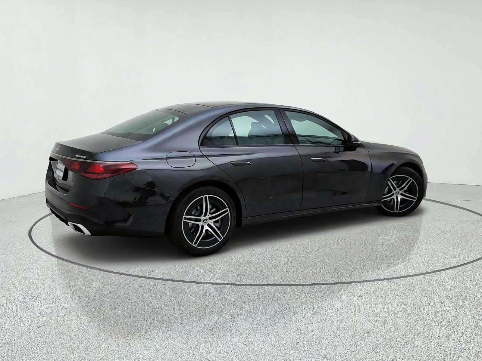 New 2027 Mercedes-Benz E 450 4MATIC Sedan image 8