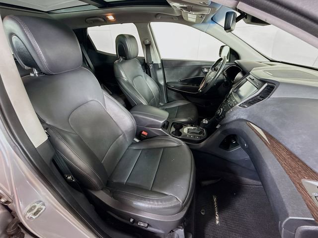 Used 2017 Hyundai Santa Fe Sport w/ 2.0T Ultimate Tech Package 05 AWD/4WD image 31
