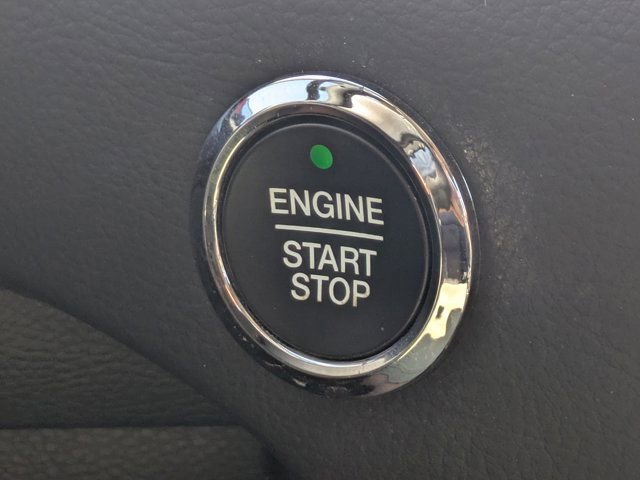 Used 2024 Ford Edge Titanium image 25