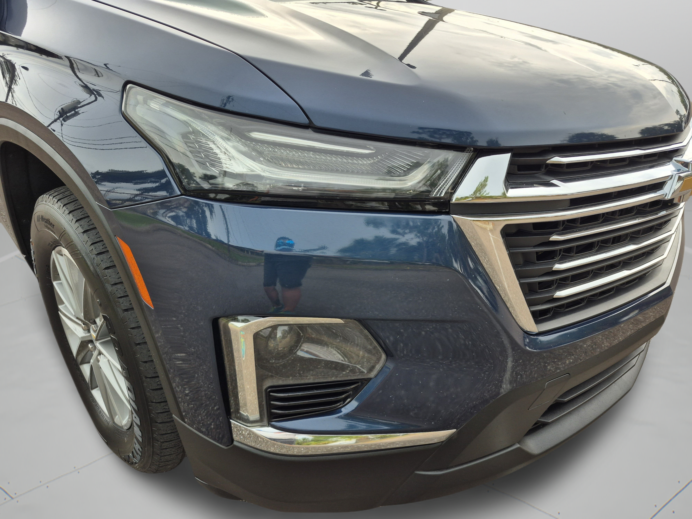 Used 2023 Chevrolet Traverse LT FWD image 34