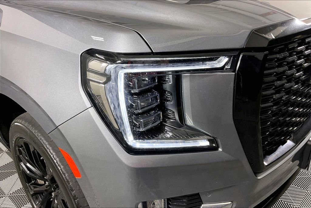 Used 2022 GMC Yukon Denali AWD/4WD image 41