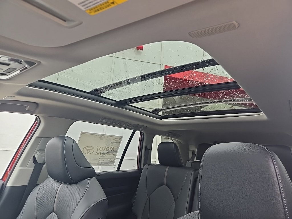 New 2026 Toyota Grand Highlander AWD image 25