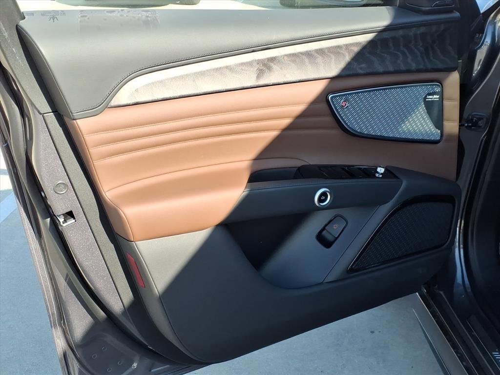 New 2026 Maserati Grecale Modena image 13