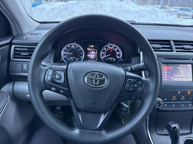 Used 2017 Toyota Camry LE image 14