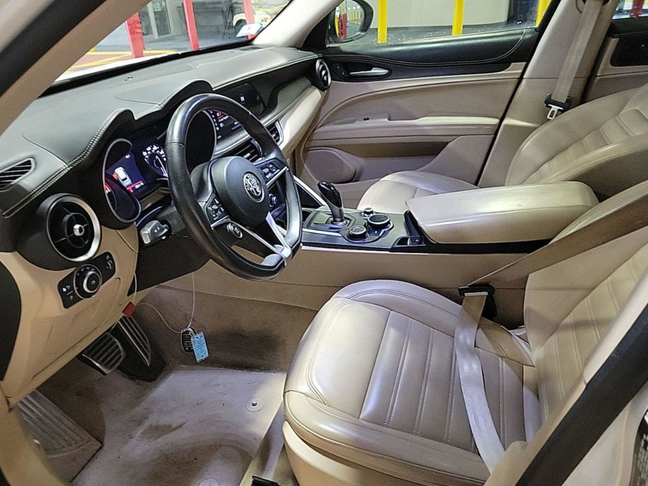 Used 2019 Alfa Romeo Stelvio Ti Lusso w/ Quick Order Package 22X Lusso image 6