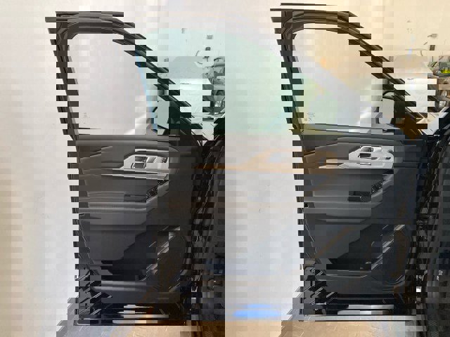 New 2026 Ford Explorer Active w/ Active Comfort Package image 16