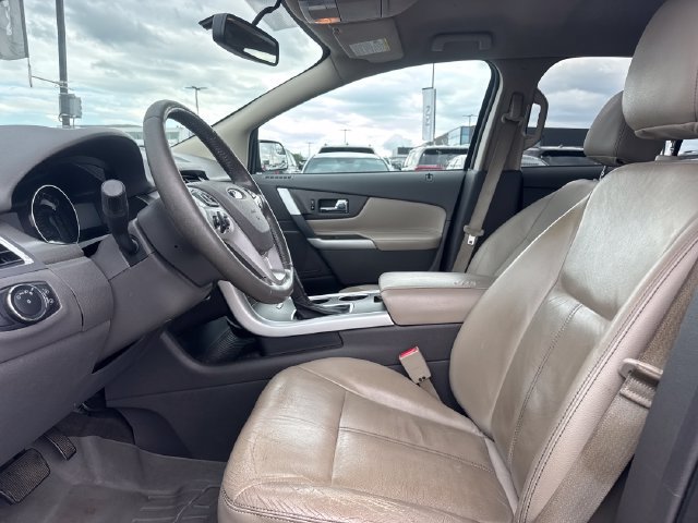 Used 2013 Ford Edge SEL FWD image 16