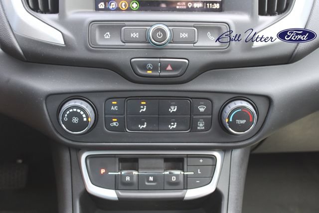 Used 2023 GMC Terrain SLE w/ Elevation Edition FWD image 17