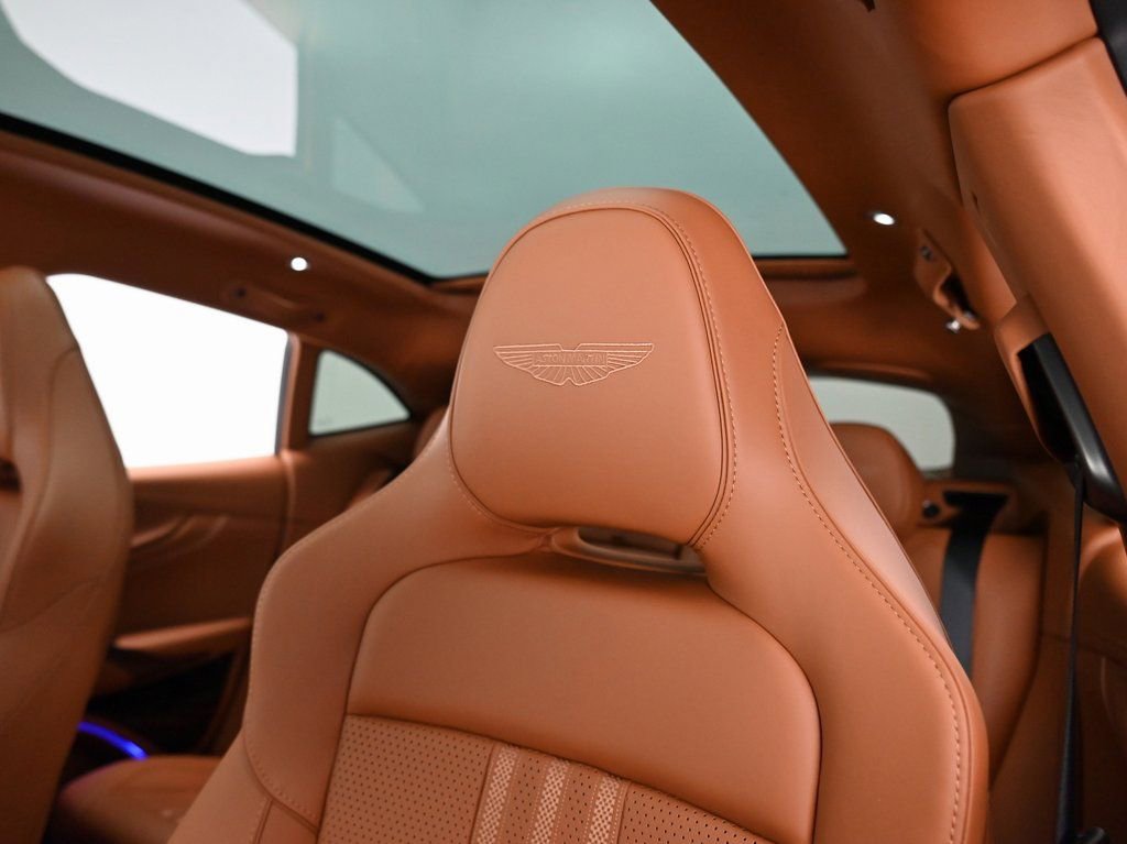 New 2026 Aston Martin DBX 707 image 19