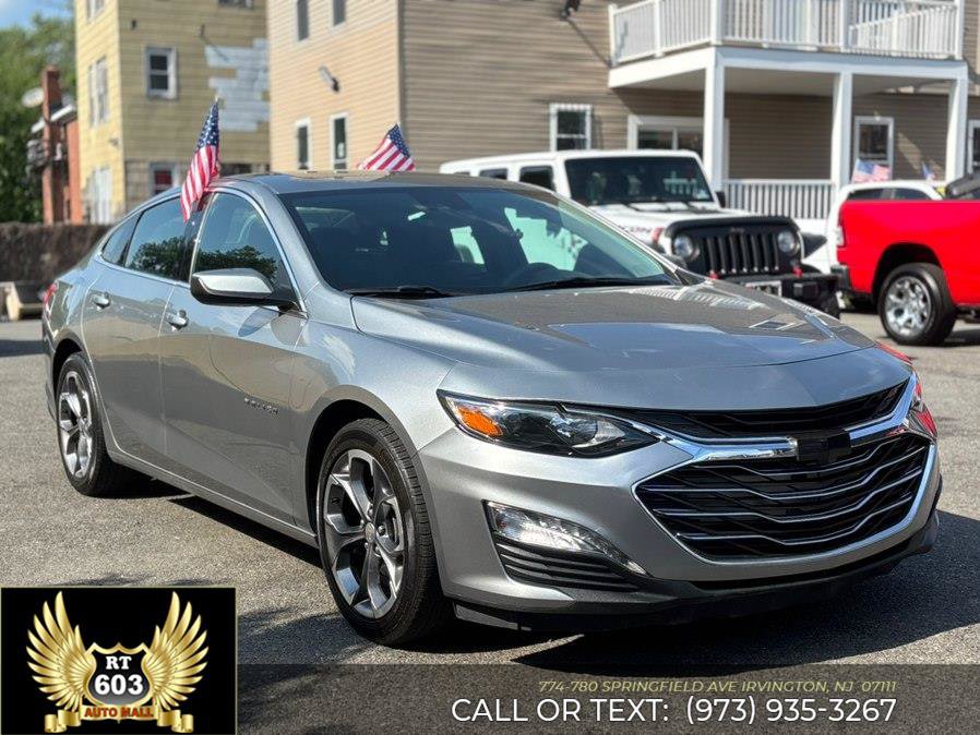 Used 2024 Chevrolet Malibu LT FWD image 3