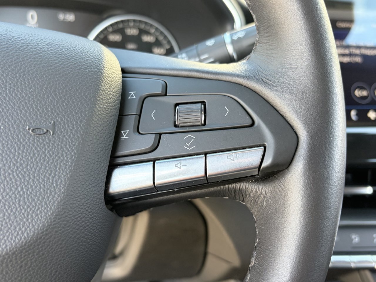 Certified 2024 Cadillac CT5 Luxury RWD image 23
