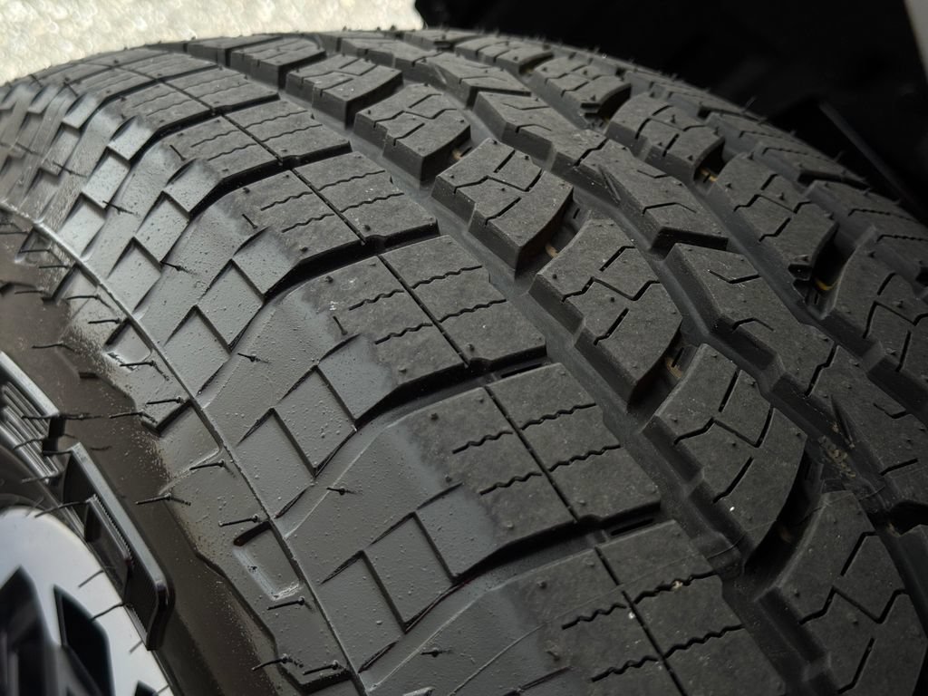 Certified 2026 Toyota 4Runner TRD Off-Road Premium AWD/4WD image 32