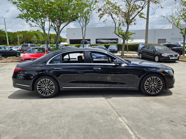 Used 2023 Mercedes-Benz S 500 4MATIC image 4