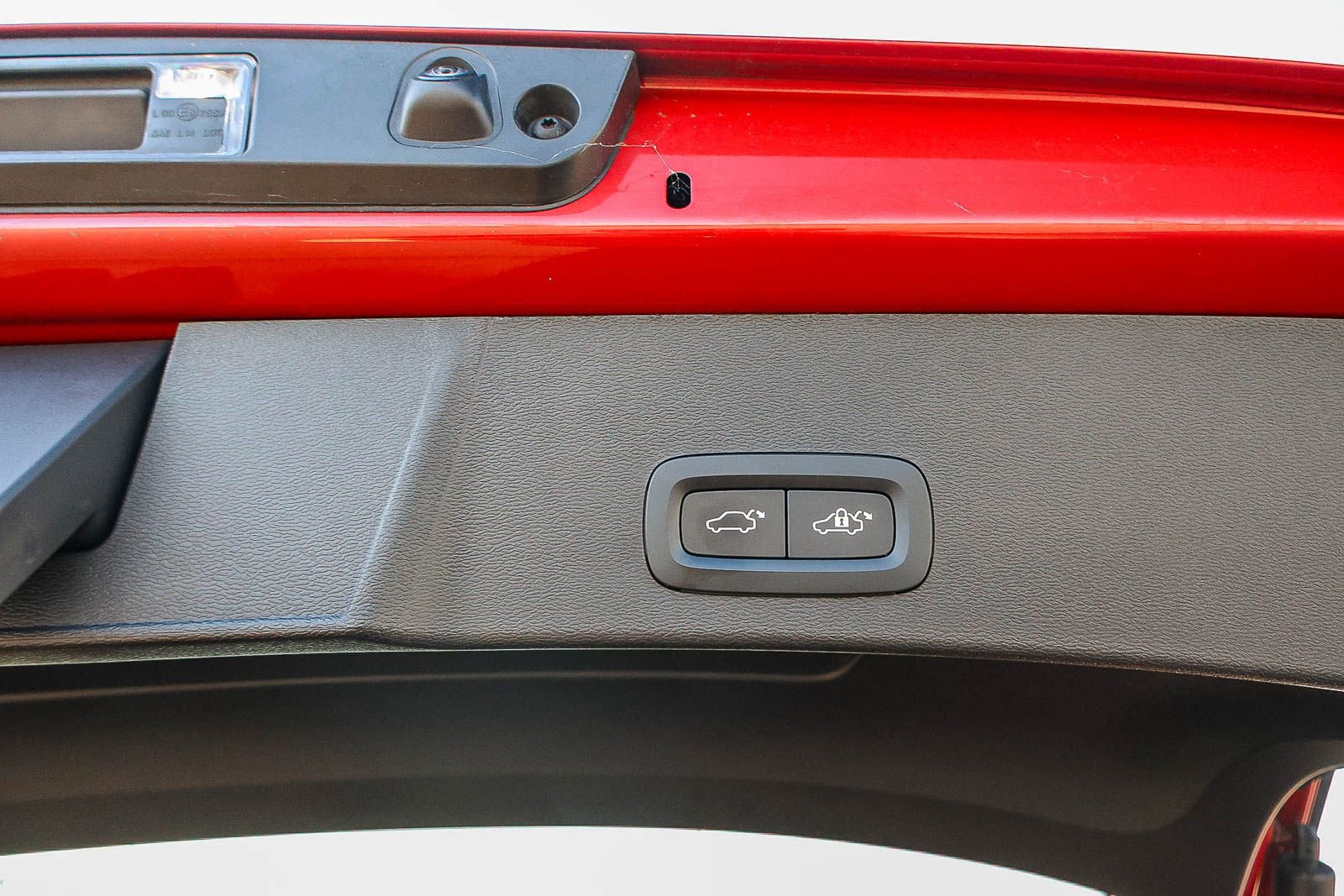 Used 2023 Volvo XC40 B5 Ultimate w/ Protection Package Premier image 28