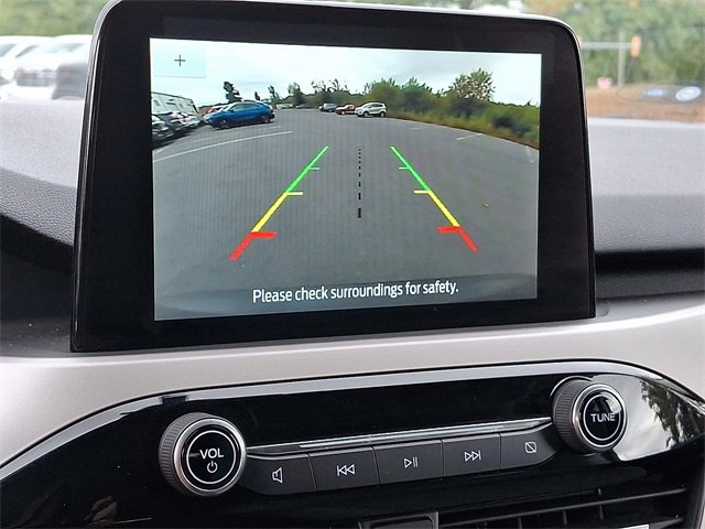 Used 2022 Ford Escape SE w/ Convenience Package image 3