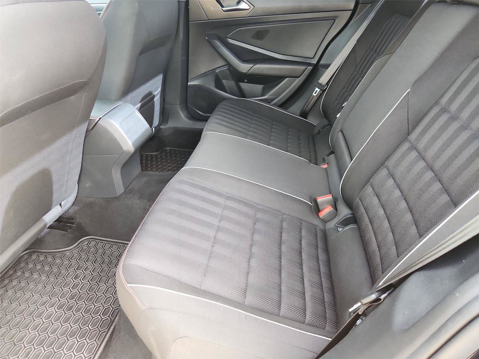 Used 2019 Volkswagen Jetta GLI FWD image 22