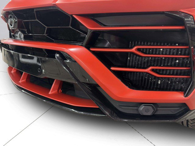 Used 2019 Lamborghini Urus image 18