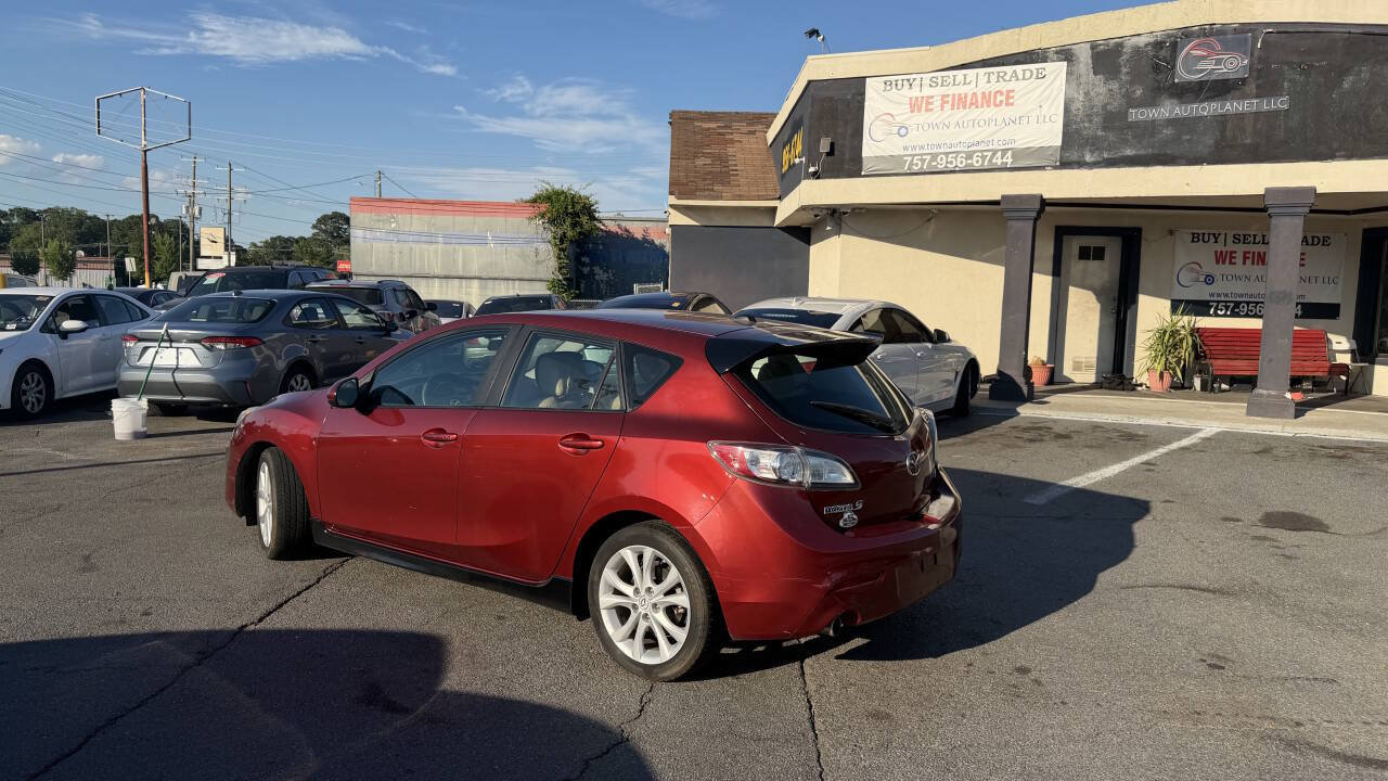 Used 2011 MAZDA MAZDA3 s Grand Touring w/ Tech Pkg FWD image 11