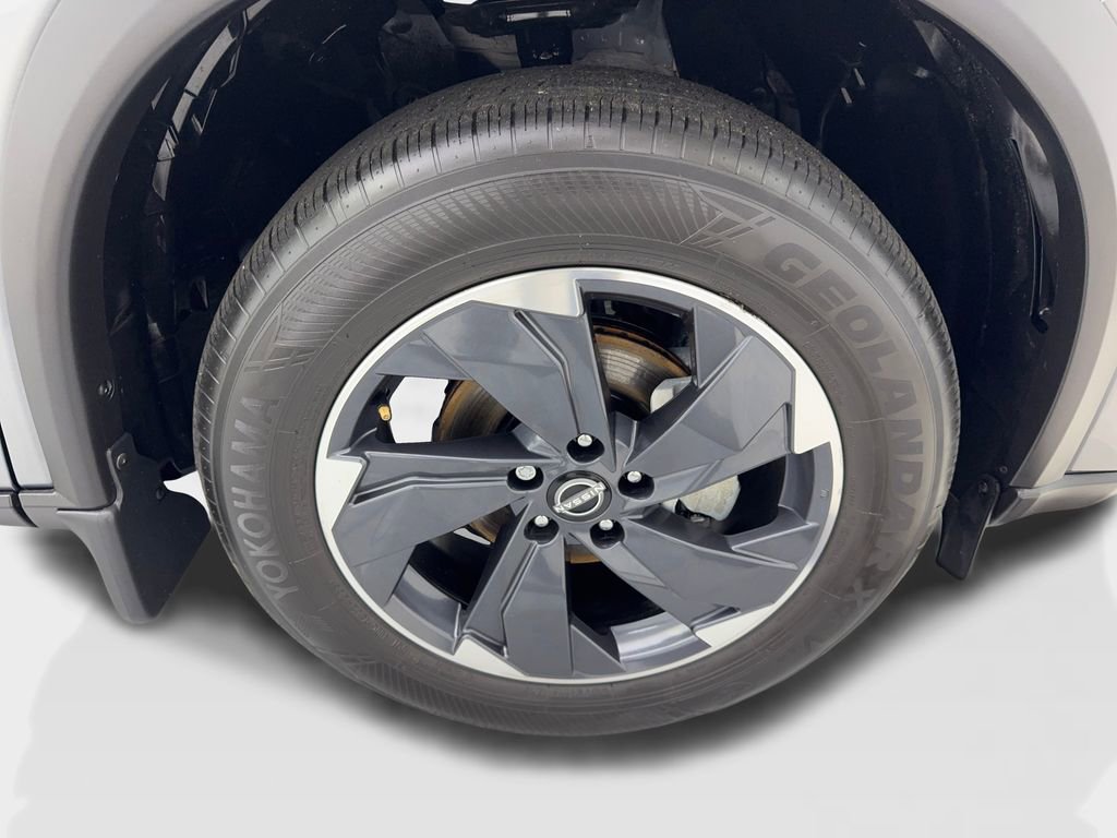 Used 2024 Nissan Rogue SV w/ SV Premium Package image 83