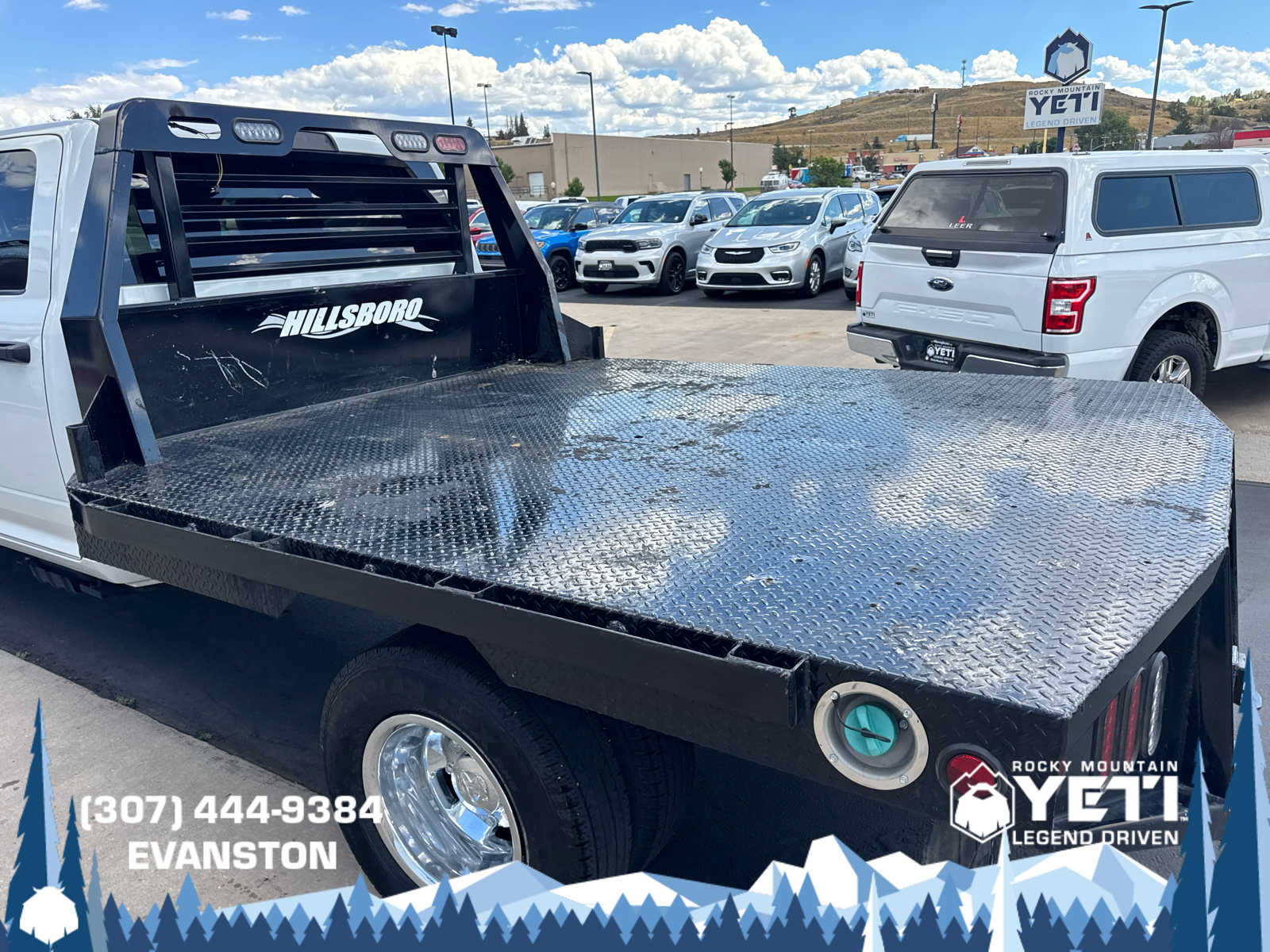 Used 2024 RAM 3500 Tradesman w/ Chrome Appearance Group AWD/4WD image 19