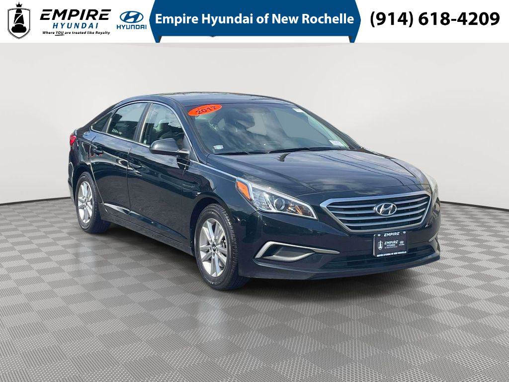 Used 2017 Hyundai Sonata SE FWD image 1