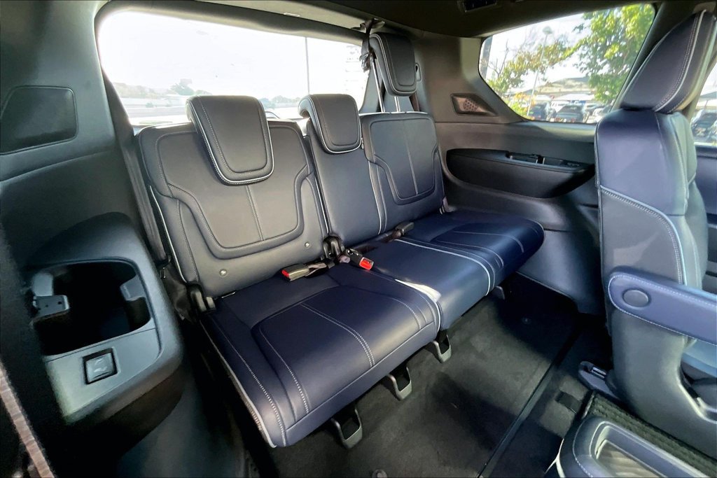 Used 2026 INFINITI QX80 4WD w/ Sport Exterior Package image 37