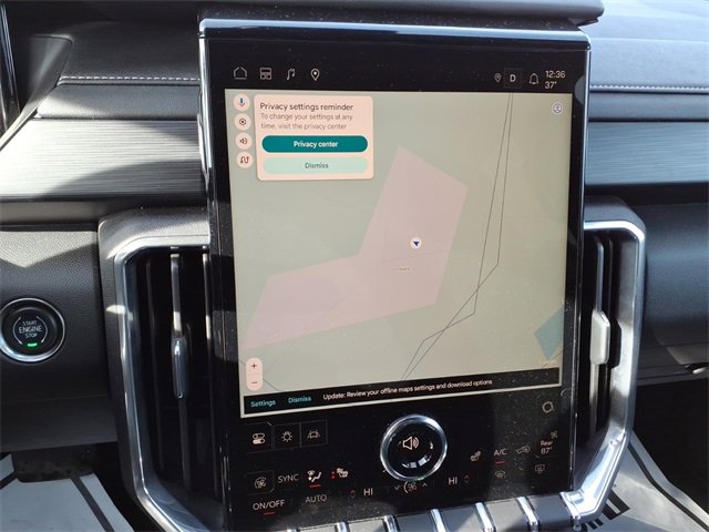 Used 2025 GMC Acadia Elevation image 25