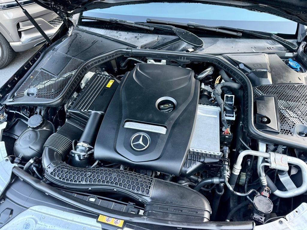 Used 2018 Mercedes-Benz C 300 Sedan image 6