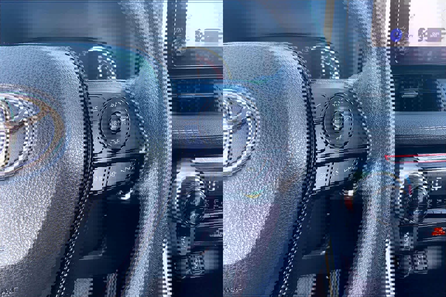 Certified 2025 Toyota RAV4 XLE image 23