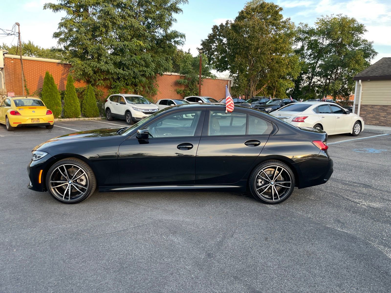 Used 2020 BMW 330i xDrive Sedan w/ M Sport Package image 2