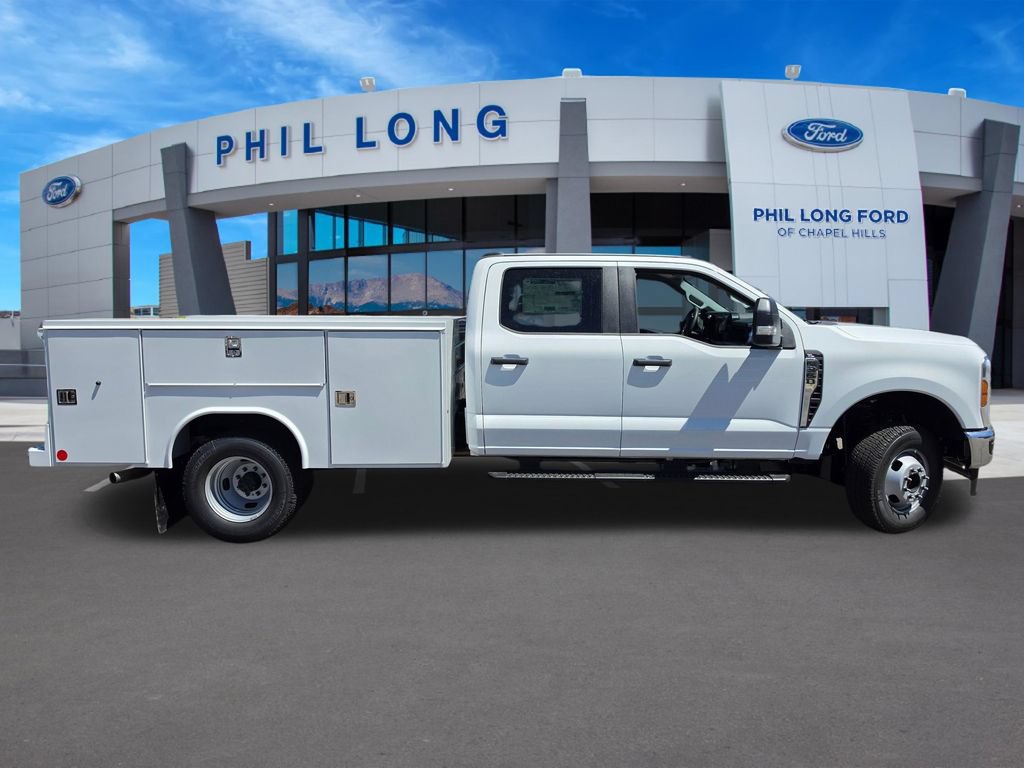 New 2026 Ford F350 XL w/ XL Chrome Package AWD/4WD image 5