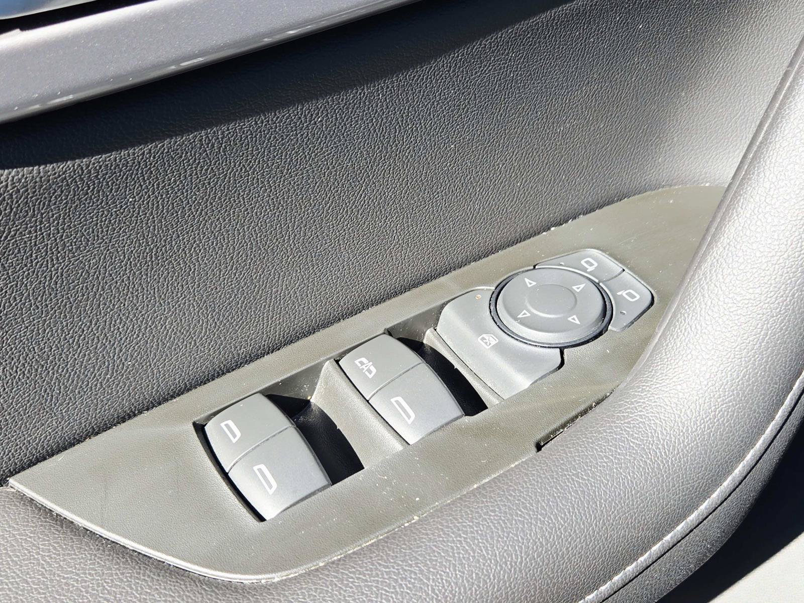 Used 2022 Chevrolet Blazer LT AWD/4WD image 37