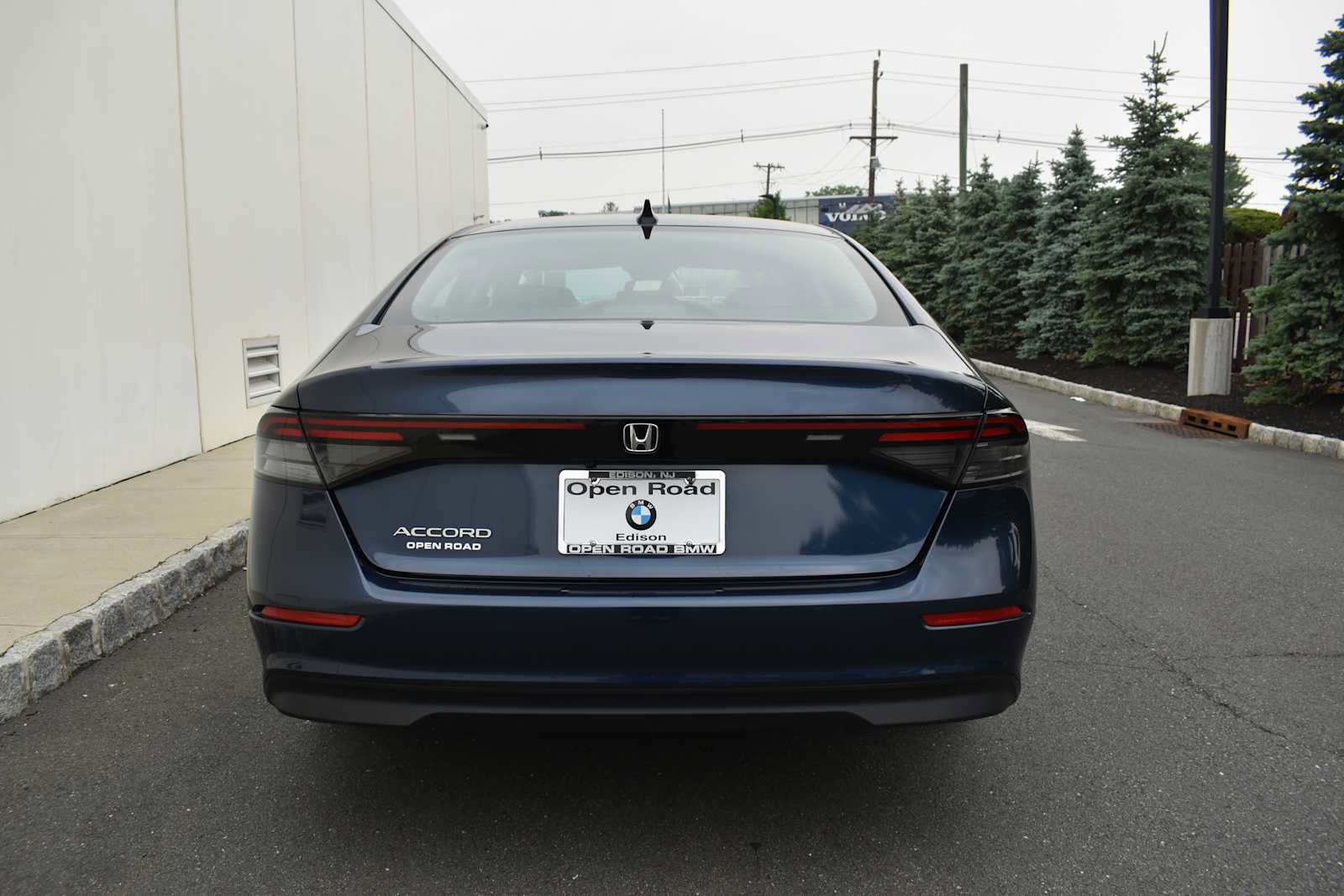 Used 2025 Honda Accord SE image 6