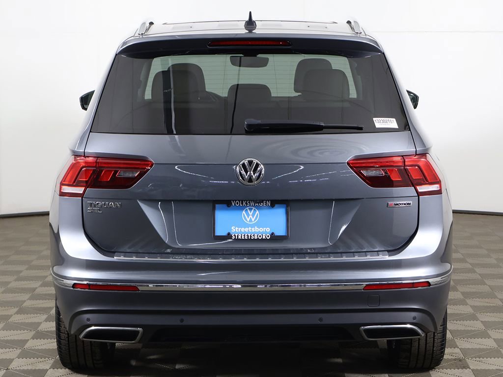 Used 2020 Volkswagen Tiguan SEL AWD/4WD image 14