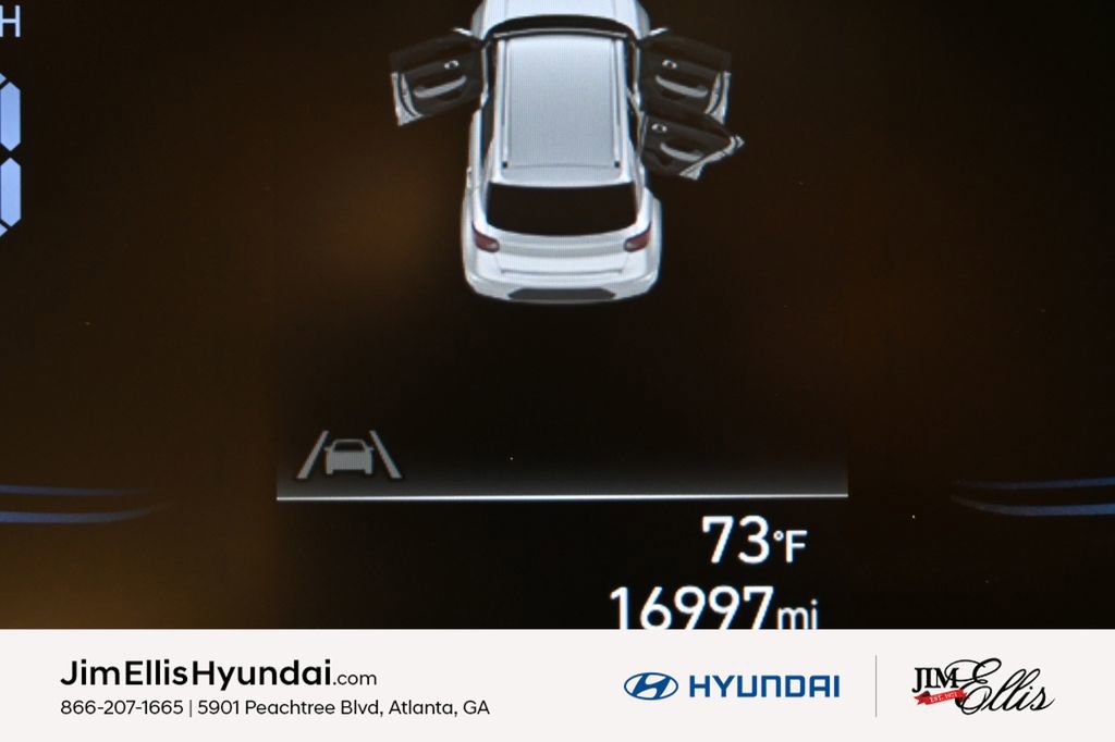 Certified 2023 Hyundai Venue SEL image 9