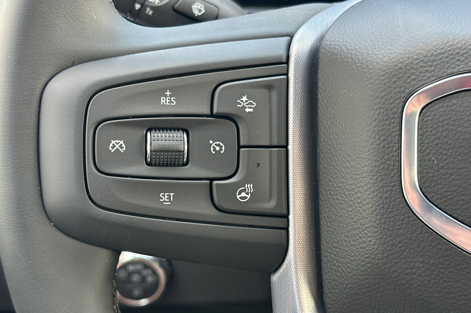 New 2025 GMC Sierra 1500 Elevation image 26