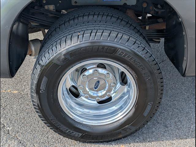 Used 2016 Ford F350 Lariat w/ Lariat Ultimate Package AWD/4WD image 27