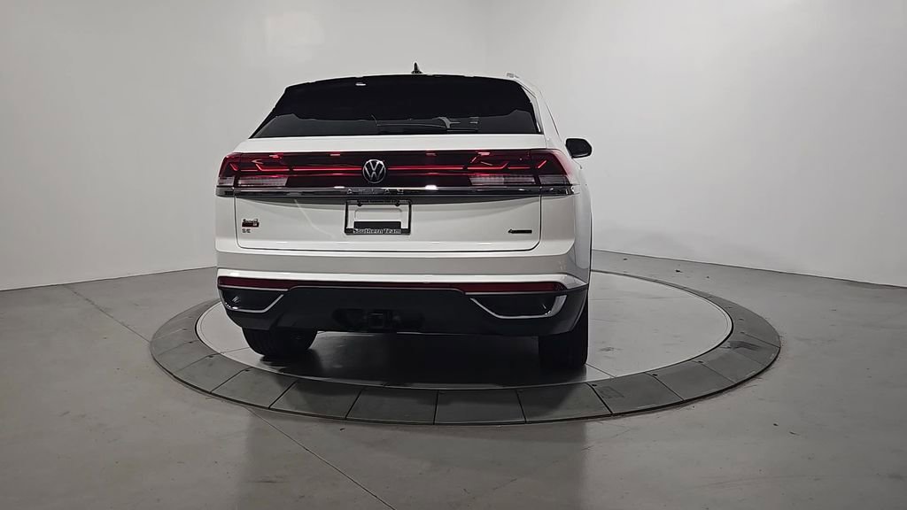 New 2026 Volkswagen Atlas Cross Sport SE image 4