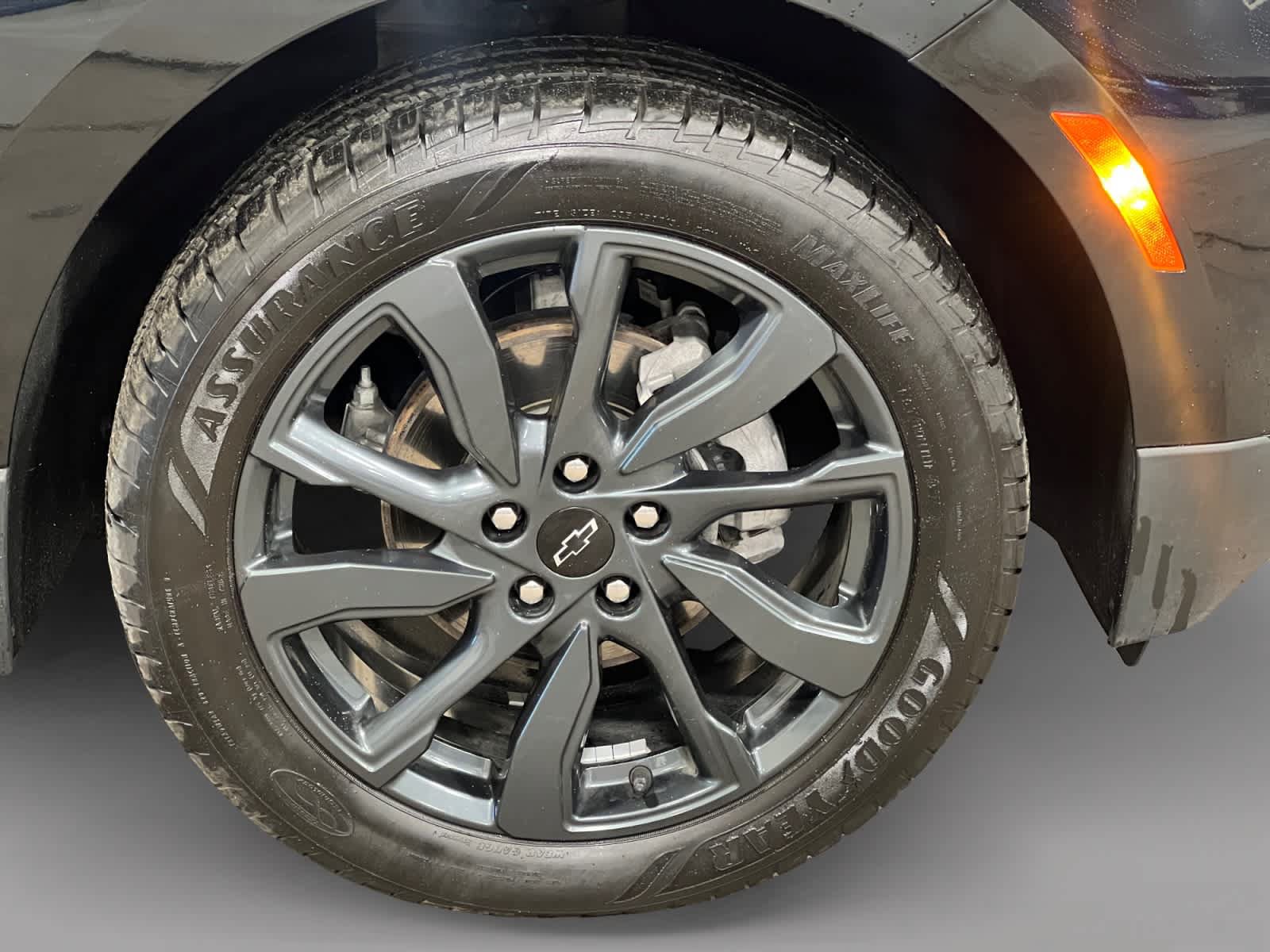 Used 2023 Chevrolet Equinox RS w/ RS Leather Package AWD/4WD image 19